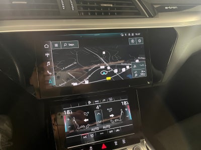 Audi e-tron S-line Sportback quattro Van