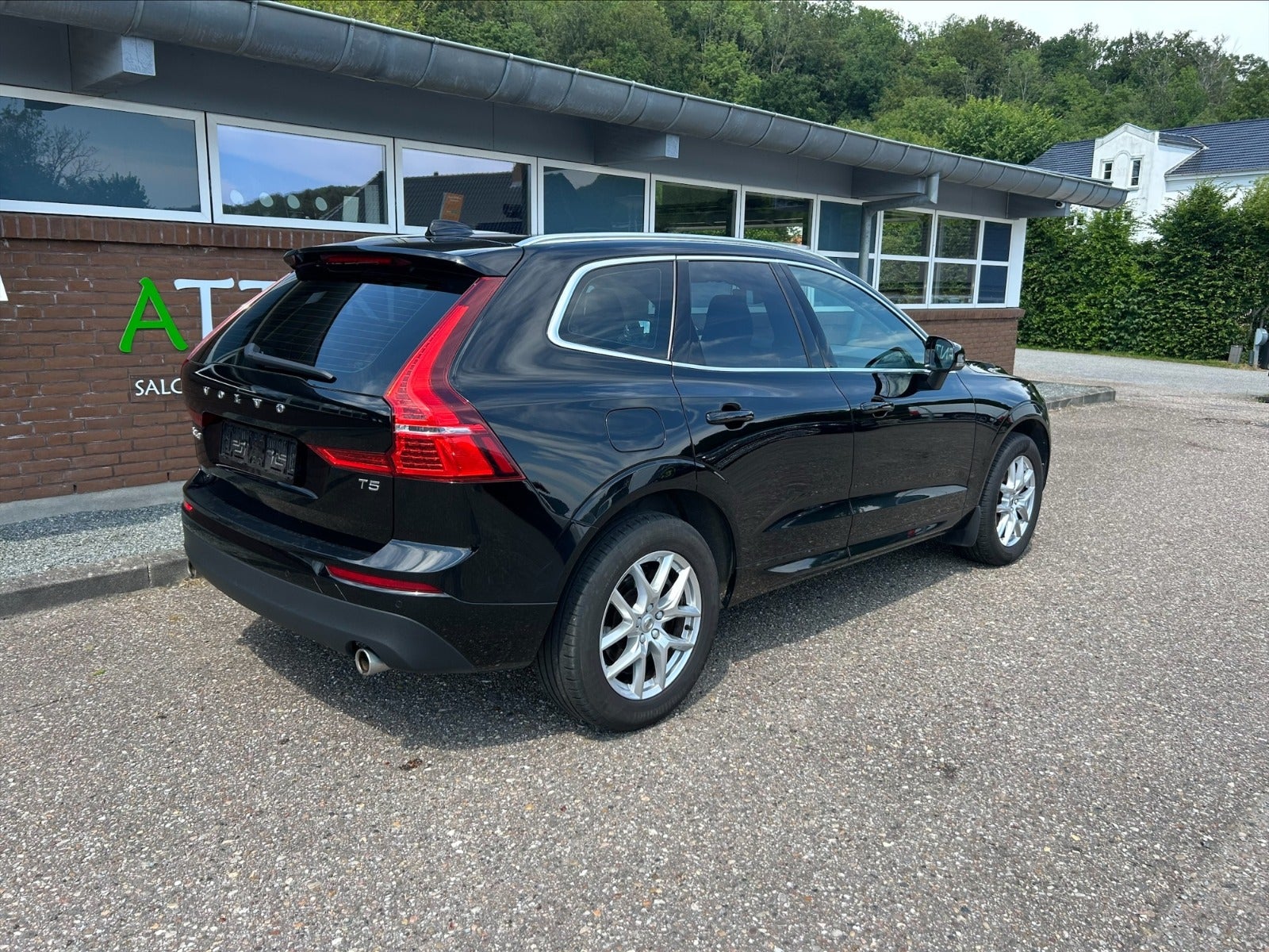 Billede af Volvo XC60 2,0 T5 250 Momentum aut.