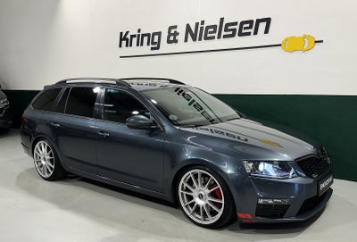 Skoda Octavia TSi 220 RS Combi DSG
