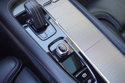 Volvo XC90 T8 ReCharge R-Design aut. AWD Van