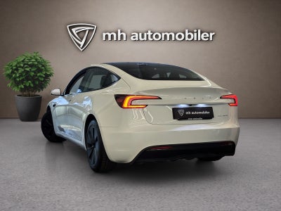 Tesla Model 3 RWD