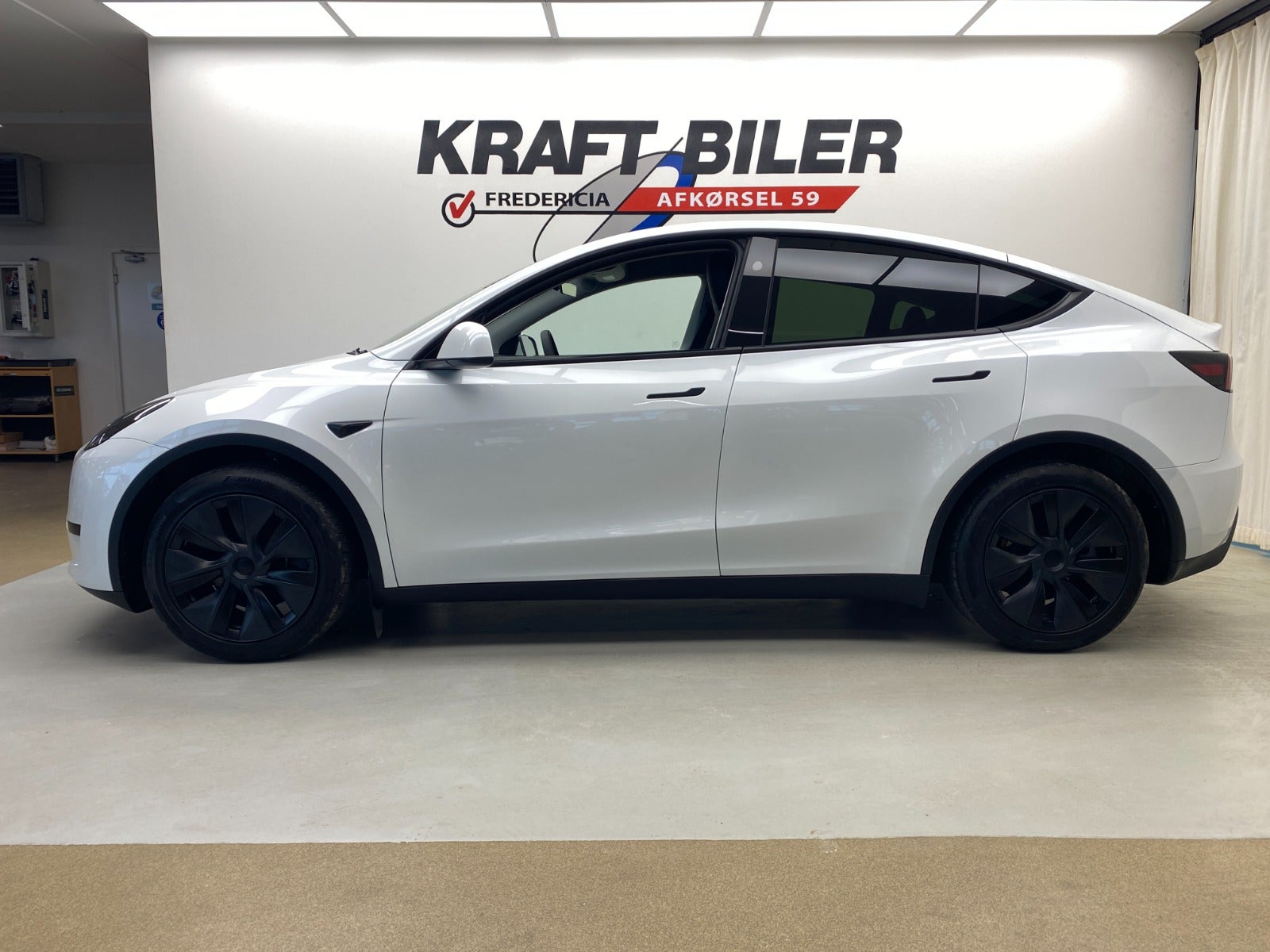 Billede af Tesla Model Y  RWD
