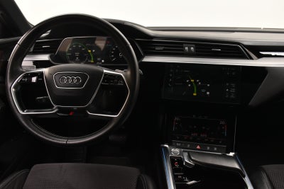 Audi e-tron S-line quattro