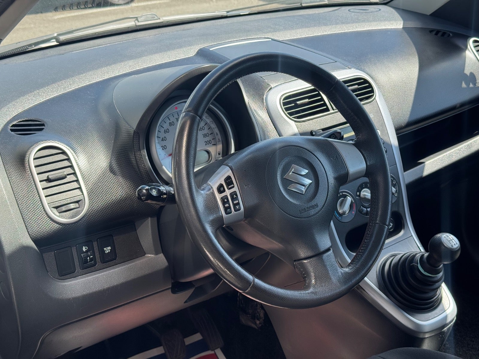 Billede af Suzuki Splash 1,0 GL