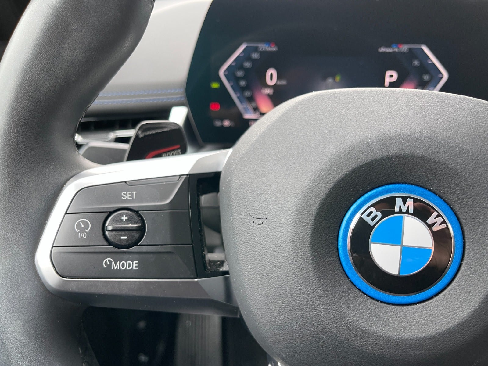 BMW iX1 eDrive20 M-Sport Premium 5d - 14
