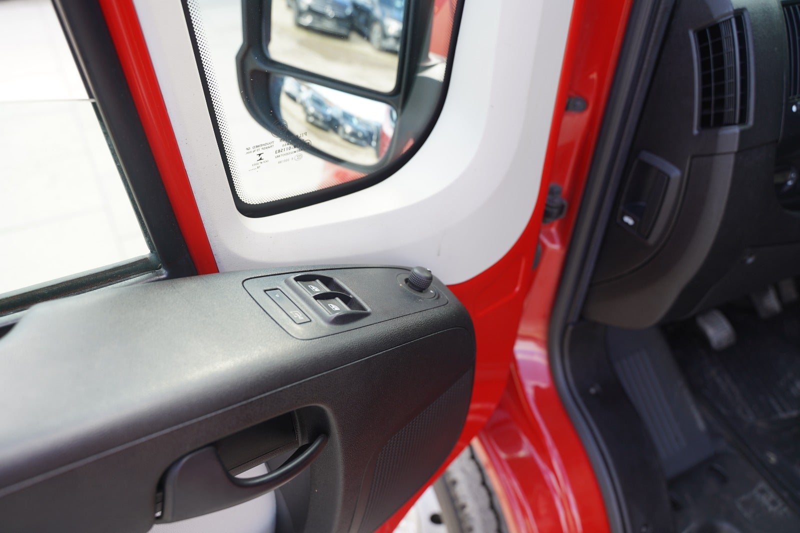 Billede af Peugeot Boxer 330 2,0 BlueHDi 130 L2H2