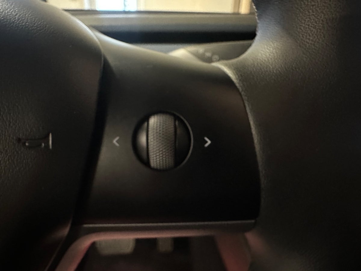 Tesla Model Y Long Range RWD