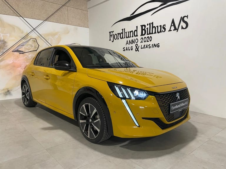 Peugeot e-208 GT