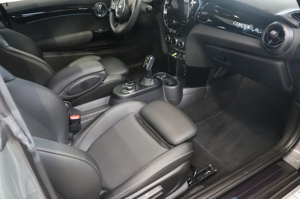 MINI Cooper SE Camden Edition