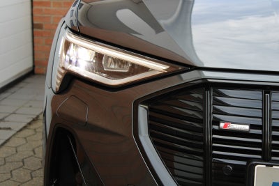 Audi e-tron S-line Sportback quattro