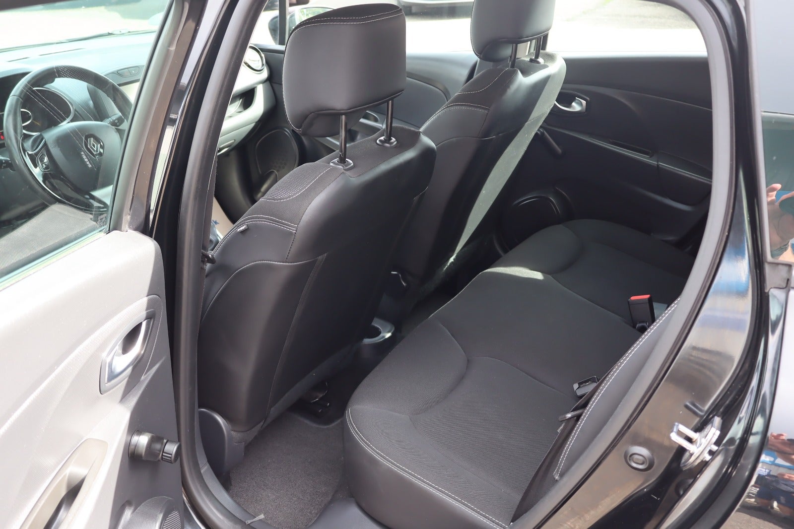 Billede af Renault Clio IV 1,5 dCi 75 Limited Sport Tourer