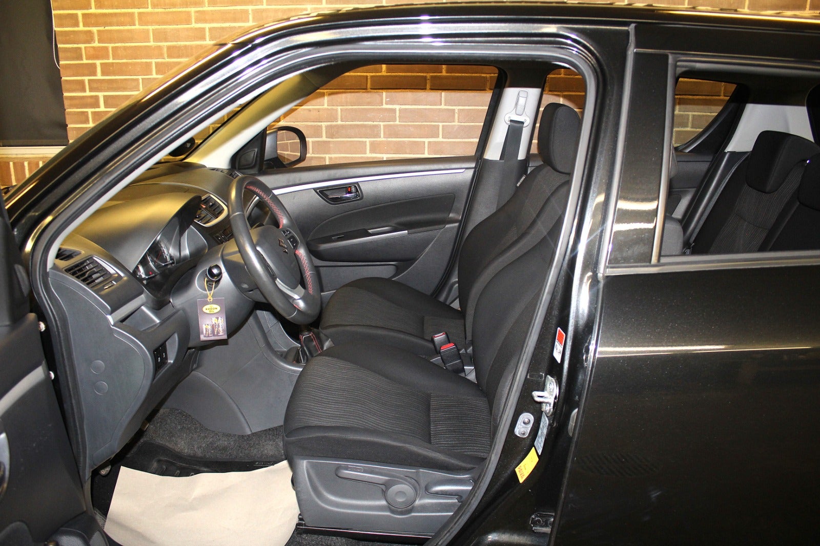 Suzuki Swift Cruise S ECO+