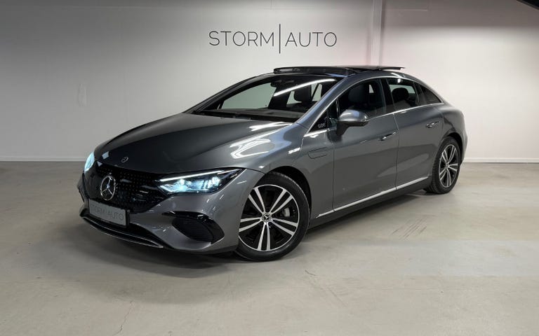 Mercedes EQE350 Electric Art