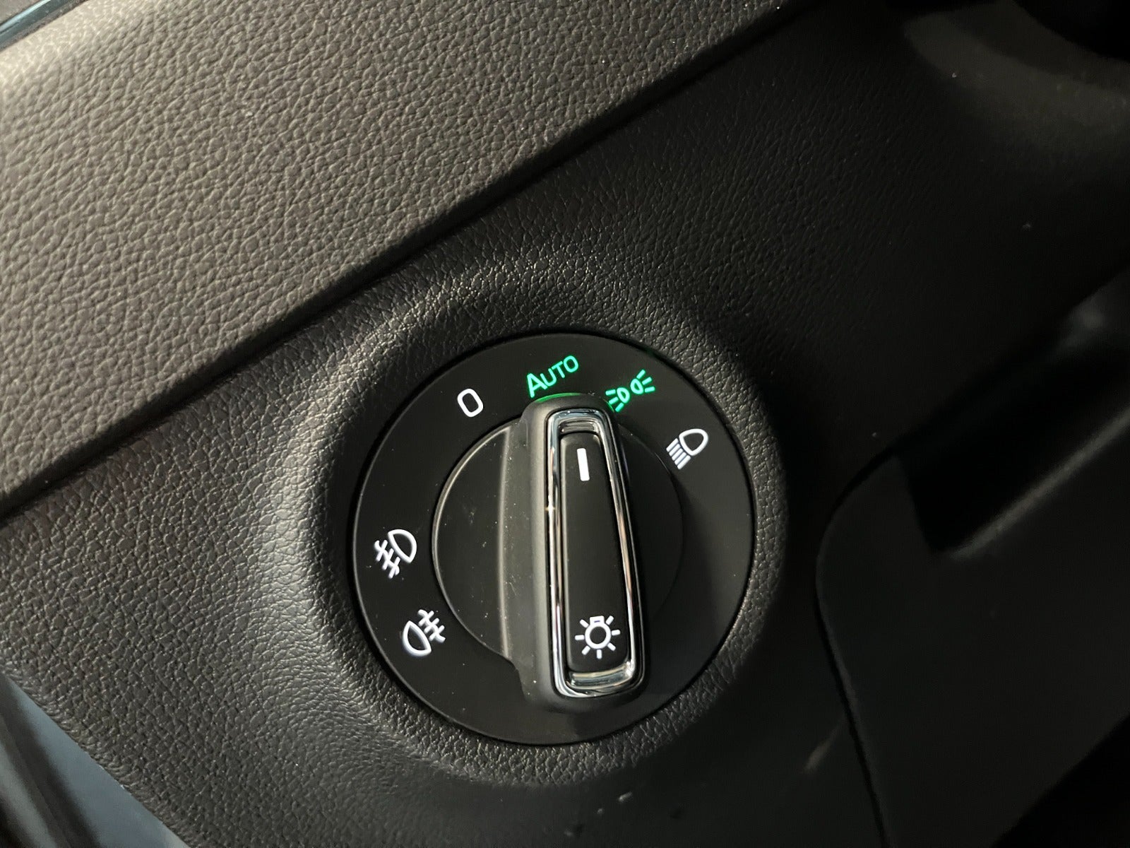 Billede af Skoda Karoq 1,6 TDi 115 Style DSG