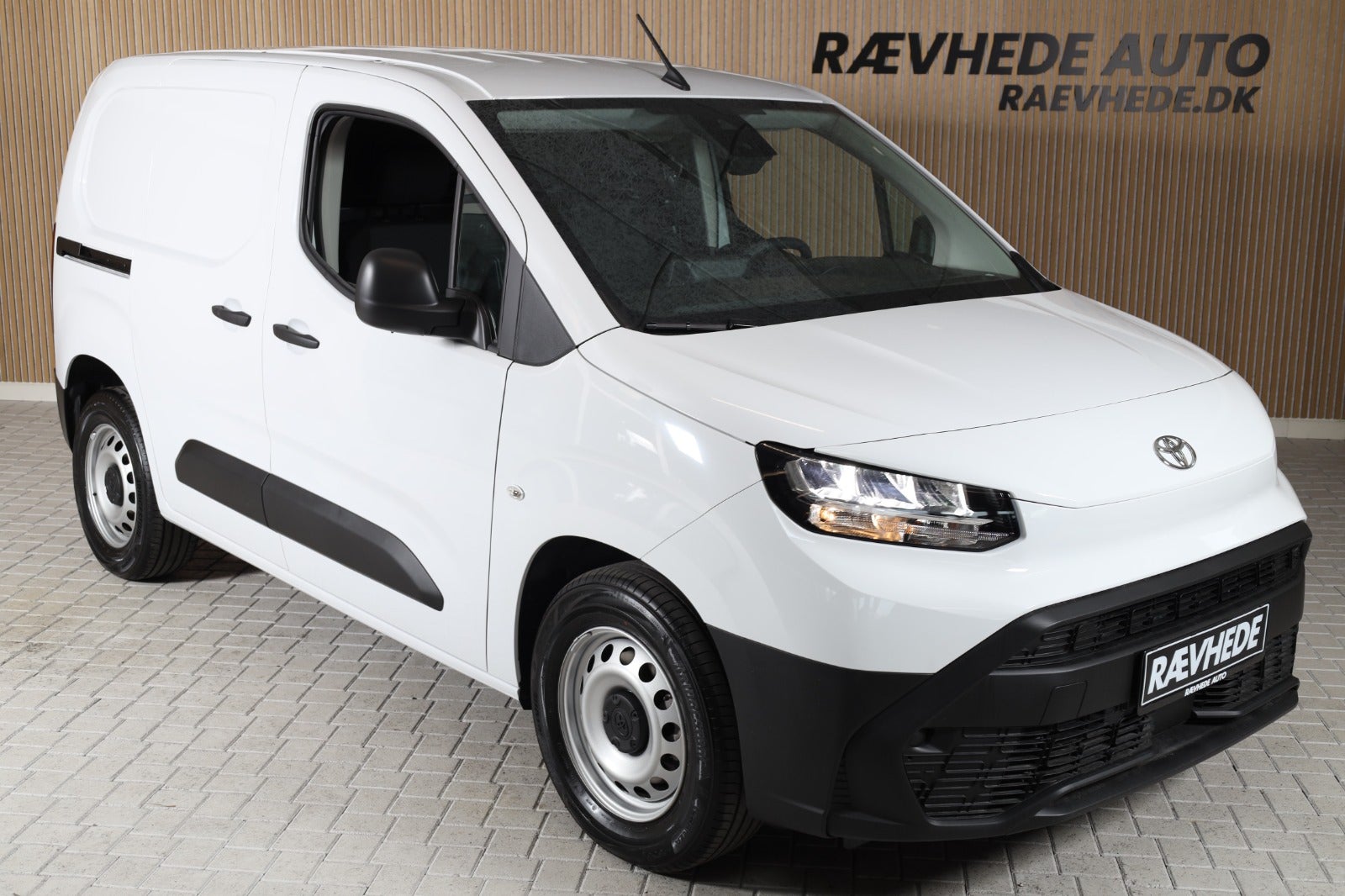 Toyota ProAce City Medium Comfort 2025