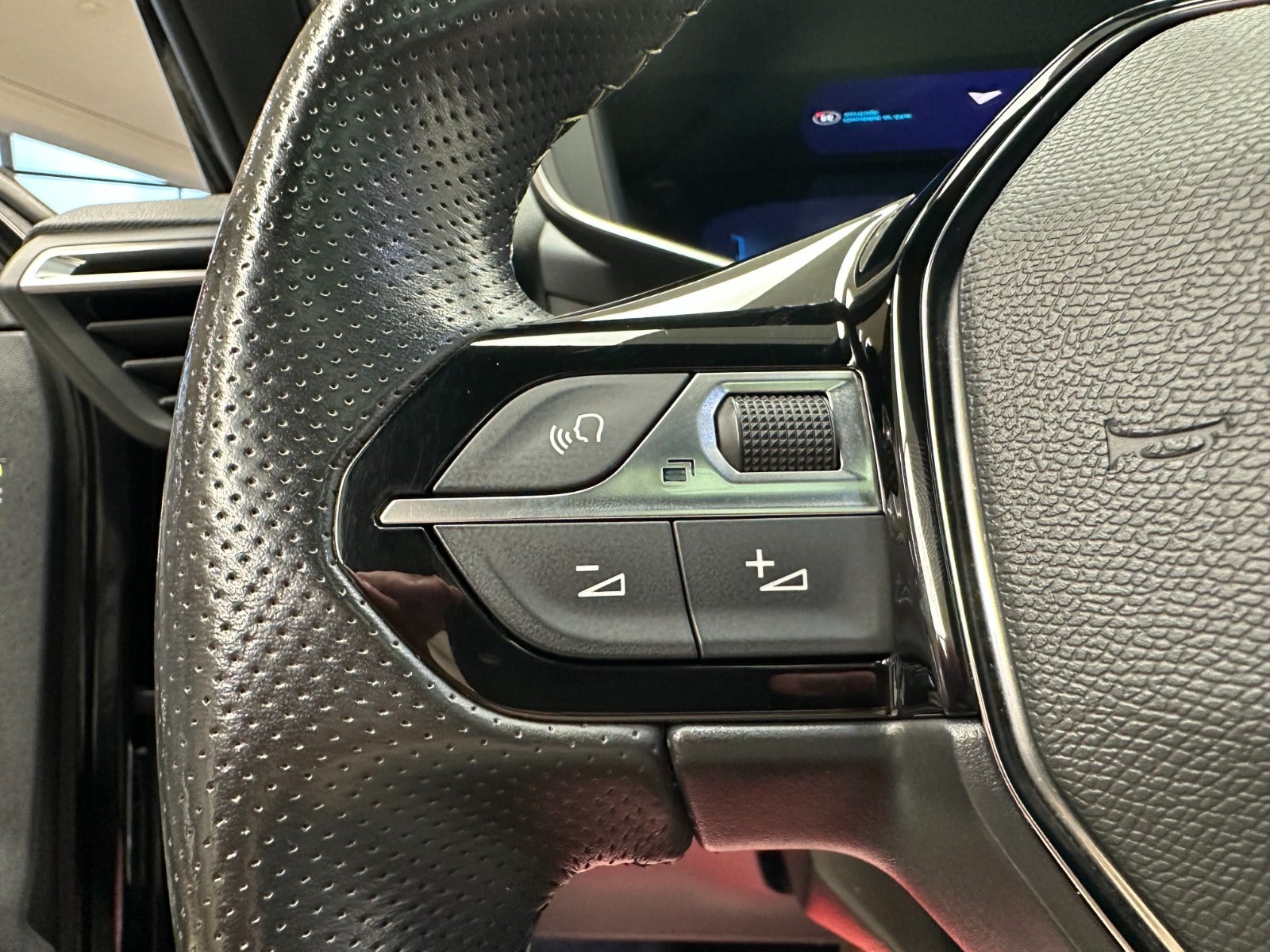 Billede af Peugeot e-2008 50 GT Pack