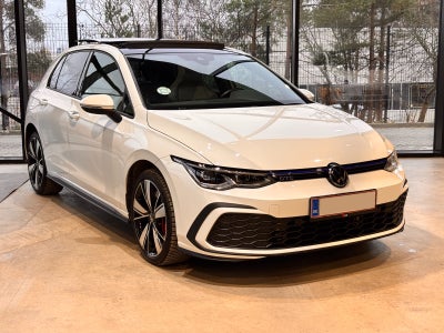 VW Golf VIII 1,4 GTE DSG 5d