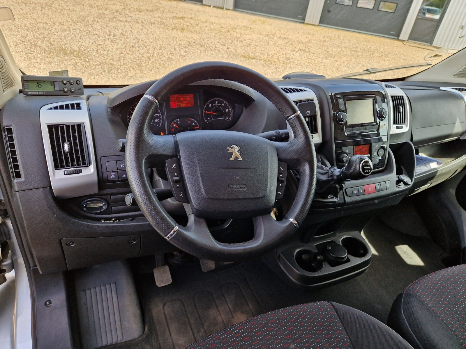 Billede af Peugeot Boxer 335 2,0 BlueHDi 163 L2H2
