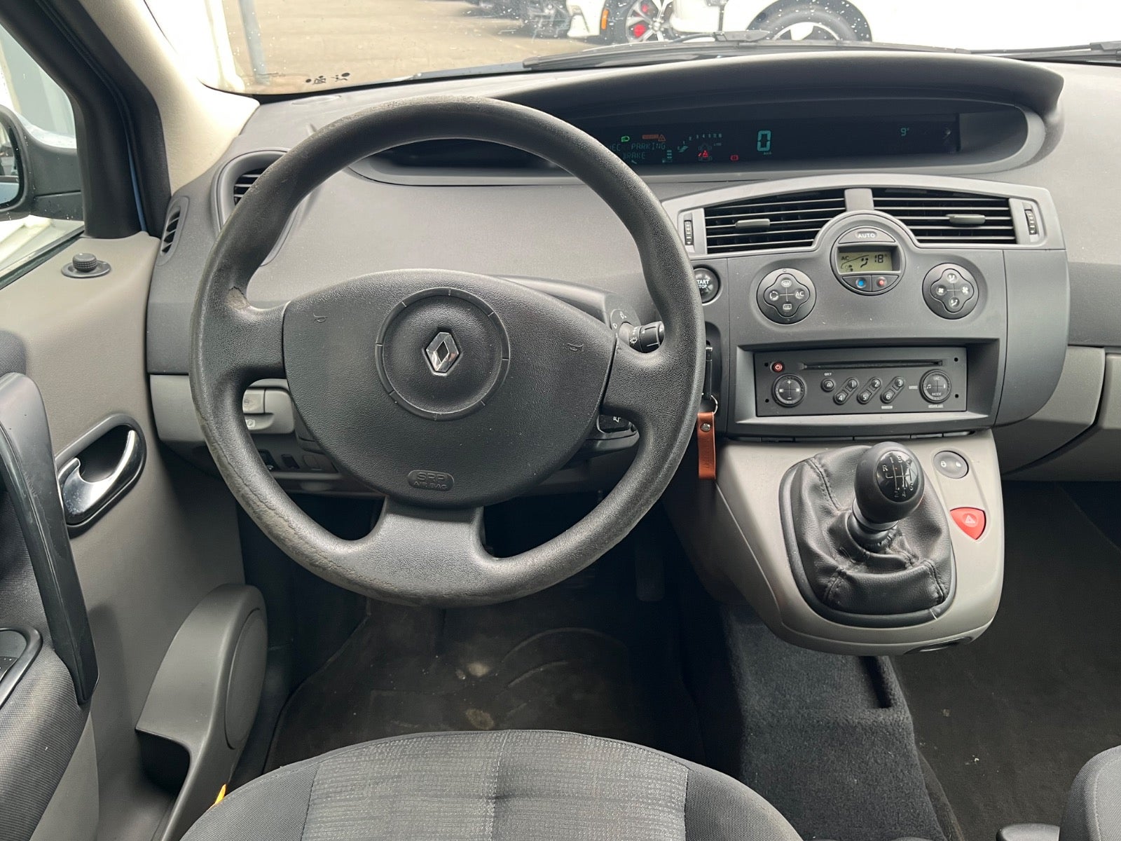 Billede af Renault Scenic II 1,6 16V Dynamique