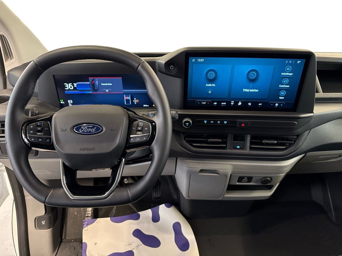 Ford E-Transit Custom 320L Trend billede 10