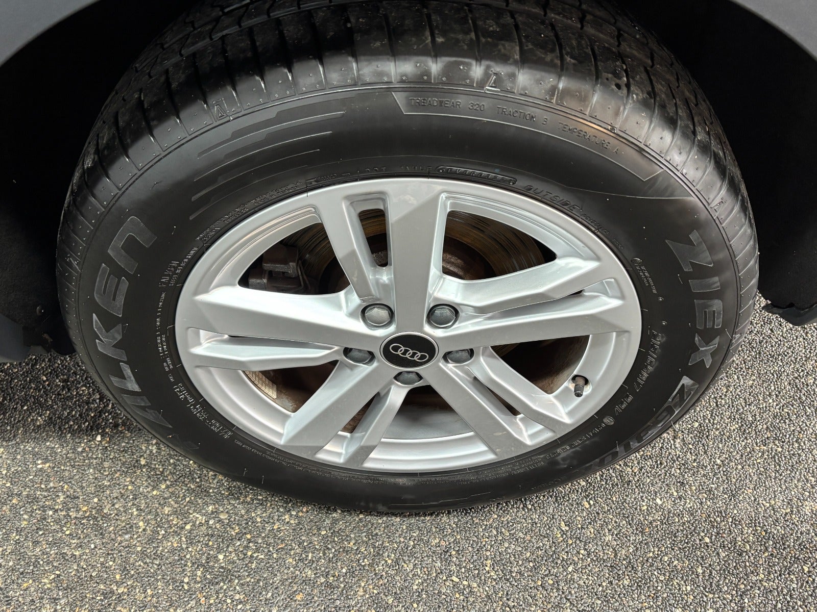 Billede af Audi Q3 45 TFSi e Attitude plus S-tr.