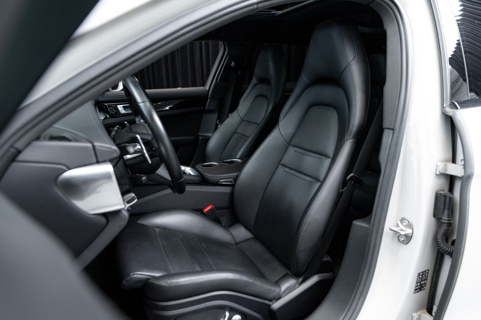 Gallery image 8 of 18