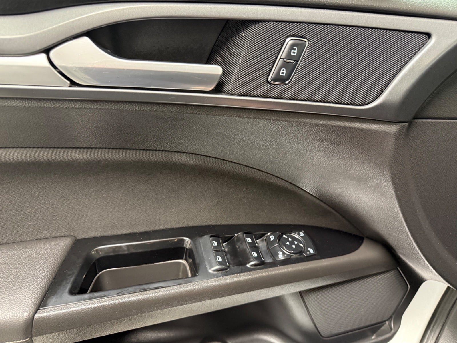 Billede af Ford Mondeo 2,0 TDCi 150 Titanium stc. aut.