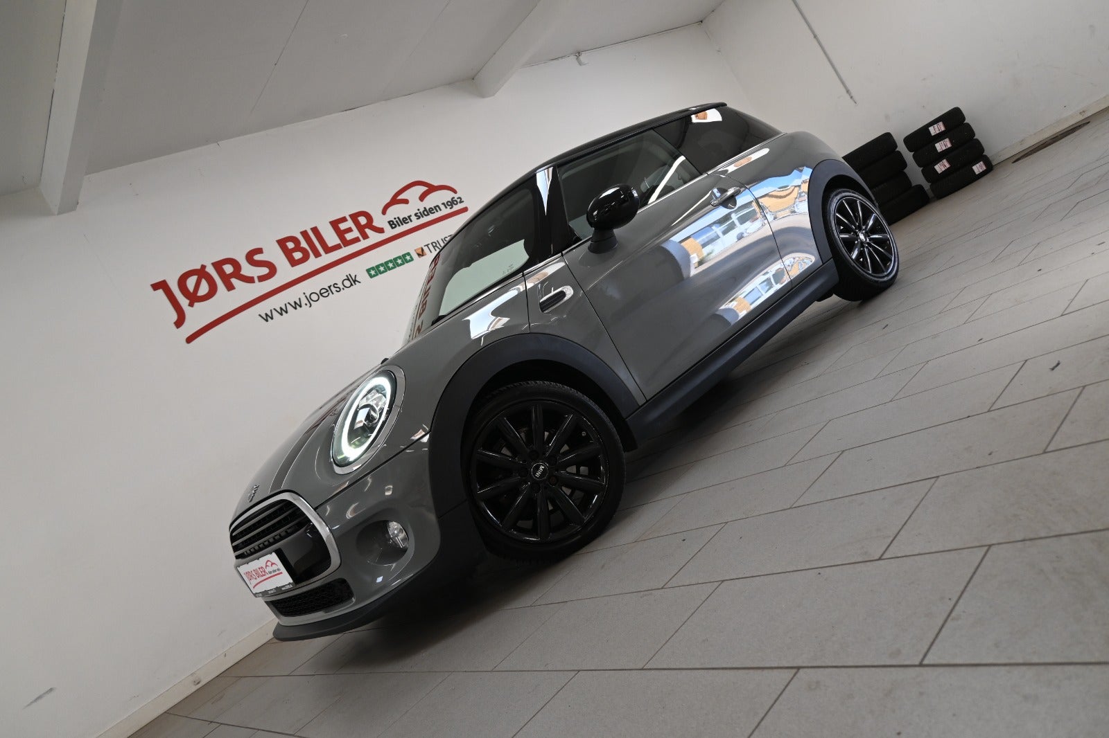 MINI Cooper Essential aut.