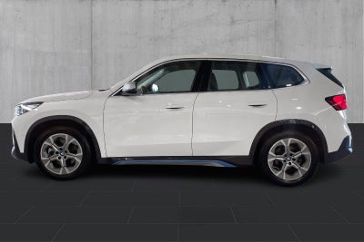 BMW iX1 xDrive30 X-Line - 1