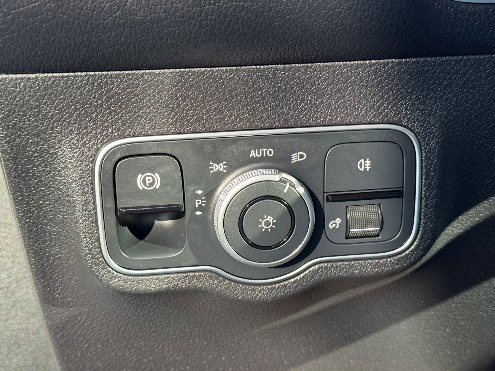 Billede af Mercedes EQB250+ AMG Line