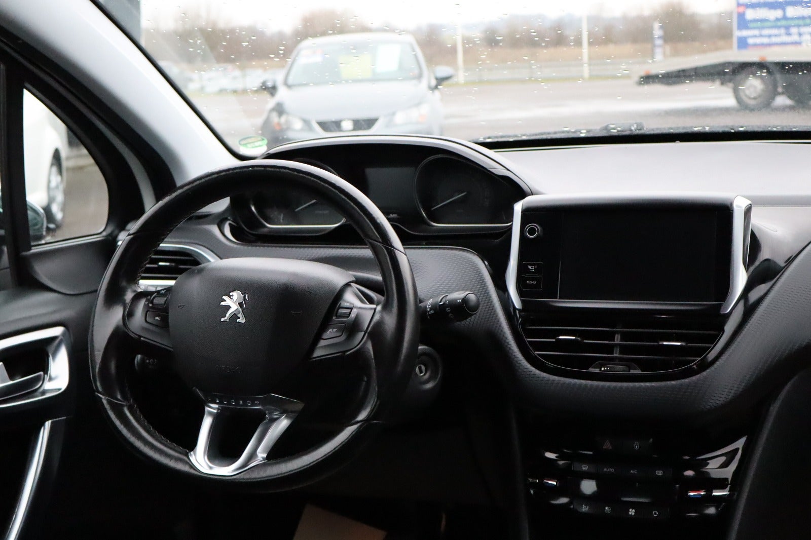 Billede af Peugeot 2008 1,2 VTi 82 Allure