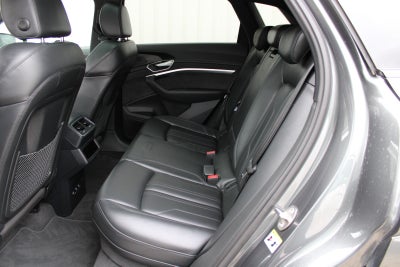 Audi e-tron S-line quattro