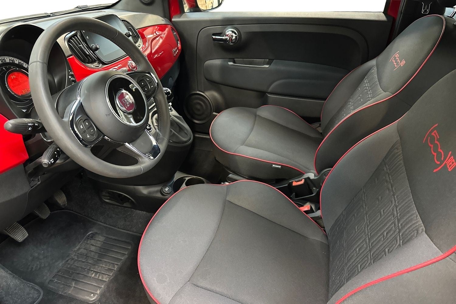 Billede af Fiat 500C 1,0 Hybrid (RED)