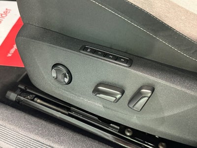 Skoda Enyaq iV Selection Lodge
