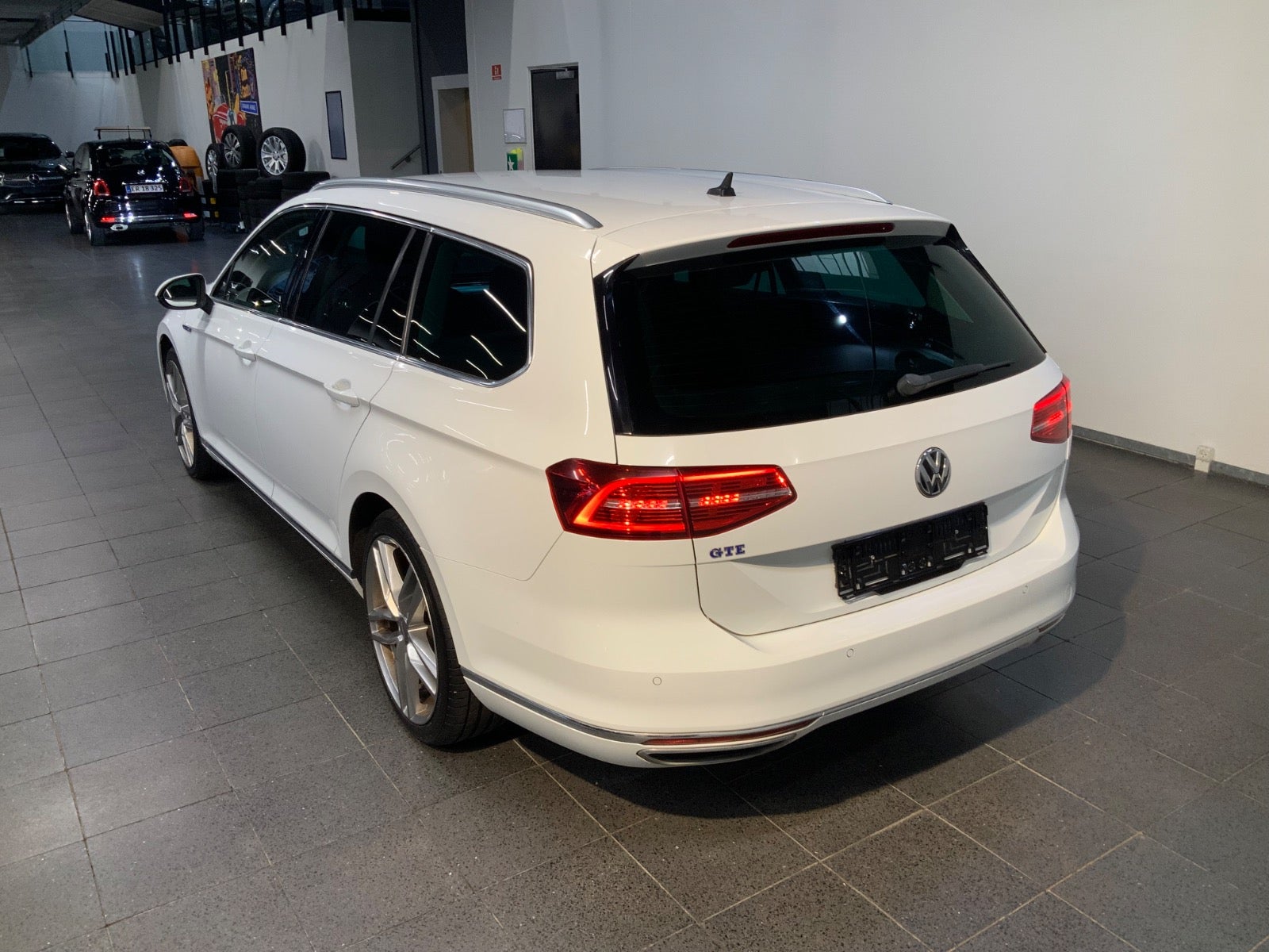 VW Passat (4/8)