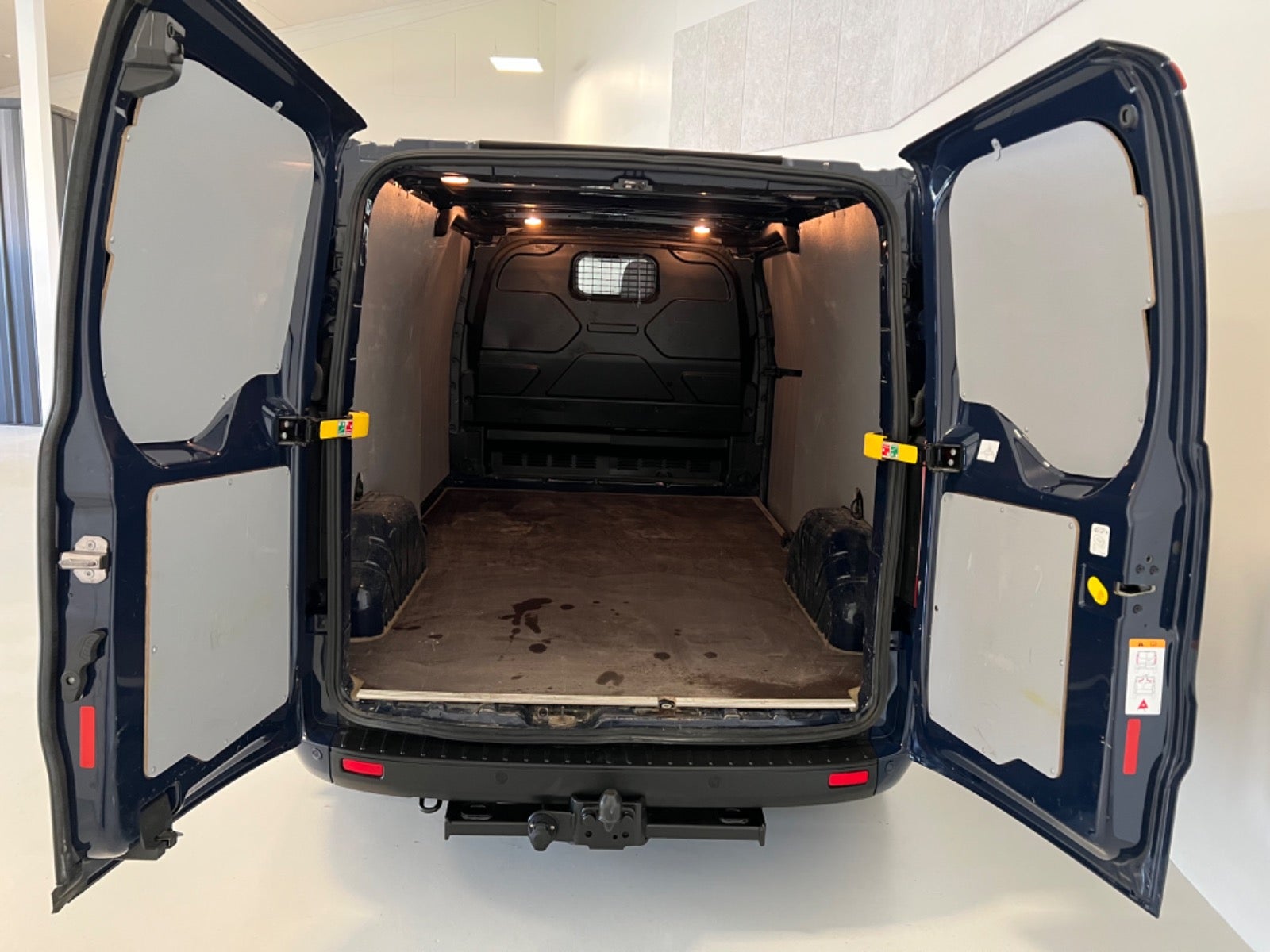 Billede af Ford Transit Custom 300L 2,0 TDCi 130 Trend