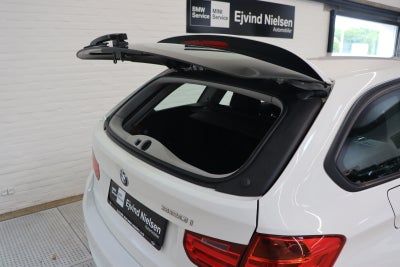 BMW 320i Touring