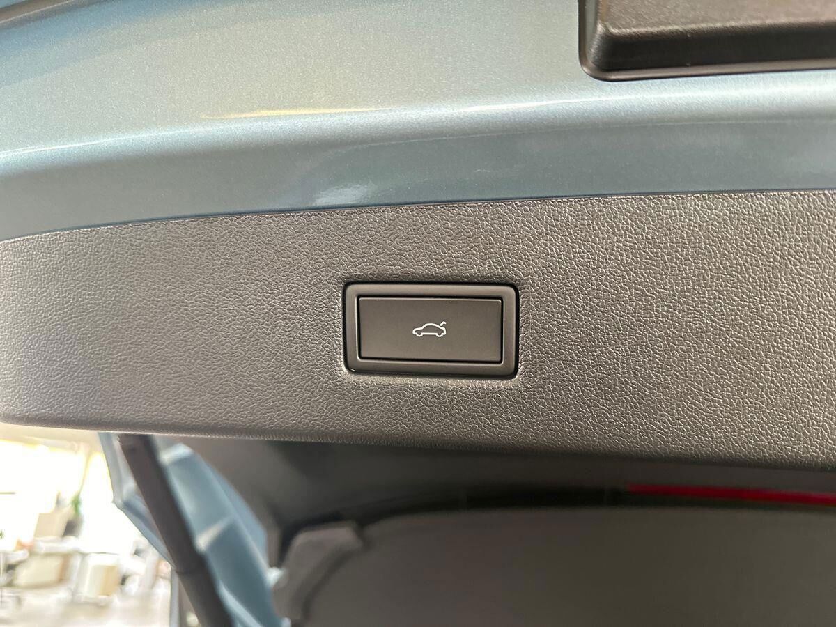 Ford Explorer Select Extended Range billede 21