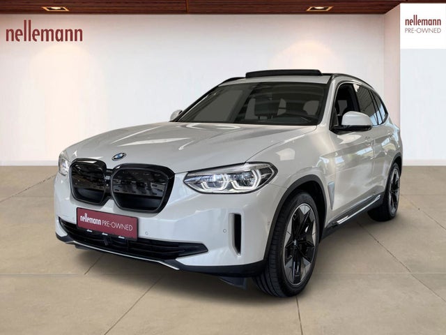 BMW iX3 Charged Plus