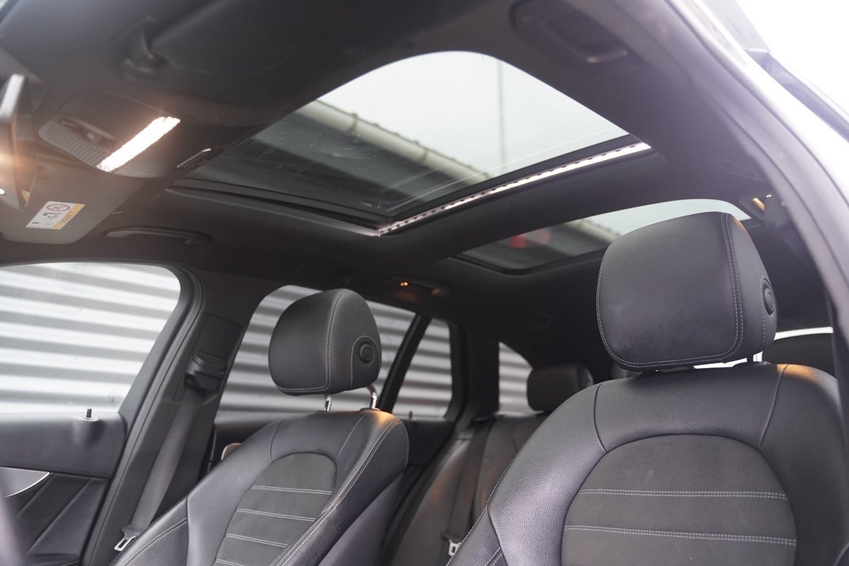 Billede af Mercedes C220 d 2,0 AMG Line stc. aut.