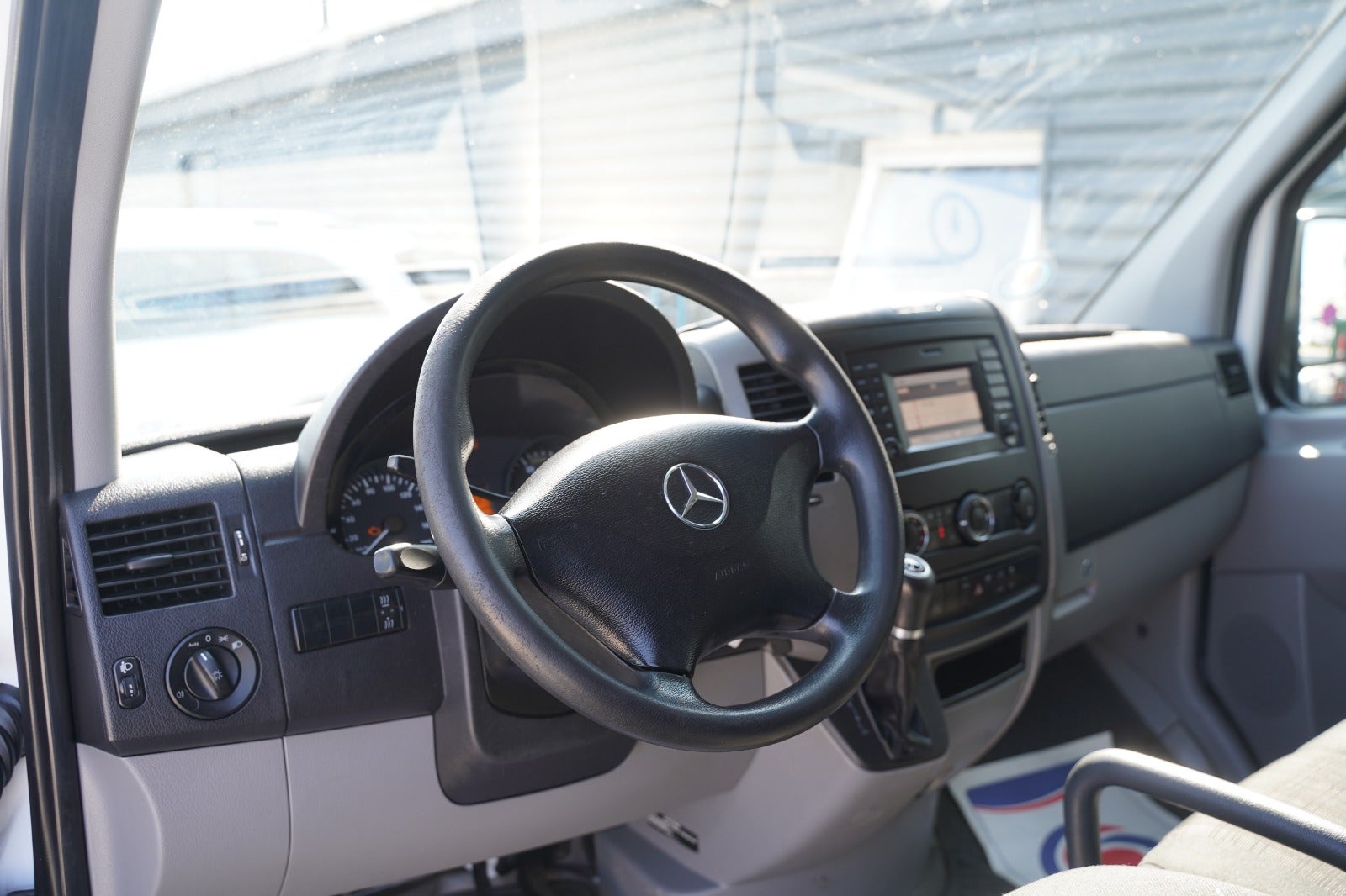 Billede af Mercedes Sprinter 319 3,0 CDi R3L Kassevogn aut.