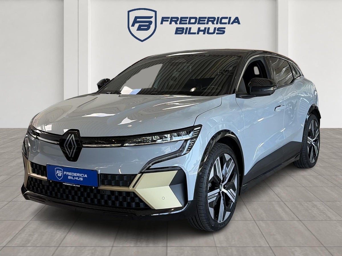 Renault Megane E-Tech Iconic