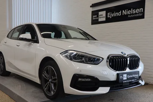 BMW 118i Sport Line aut.