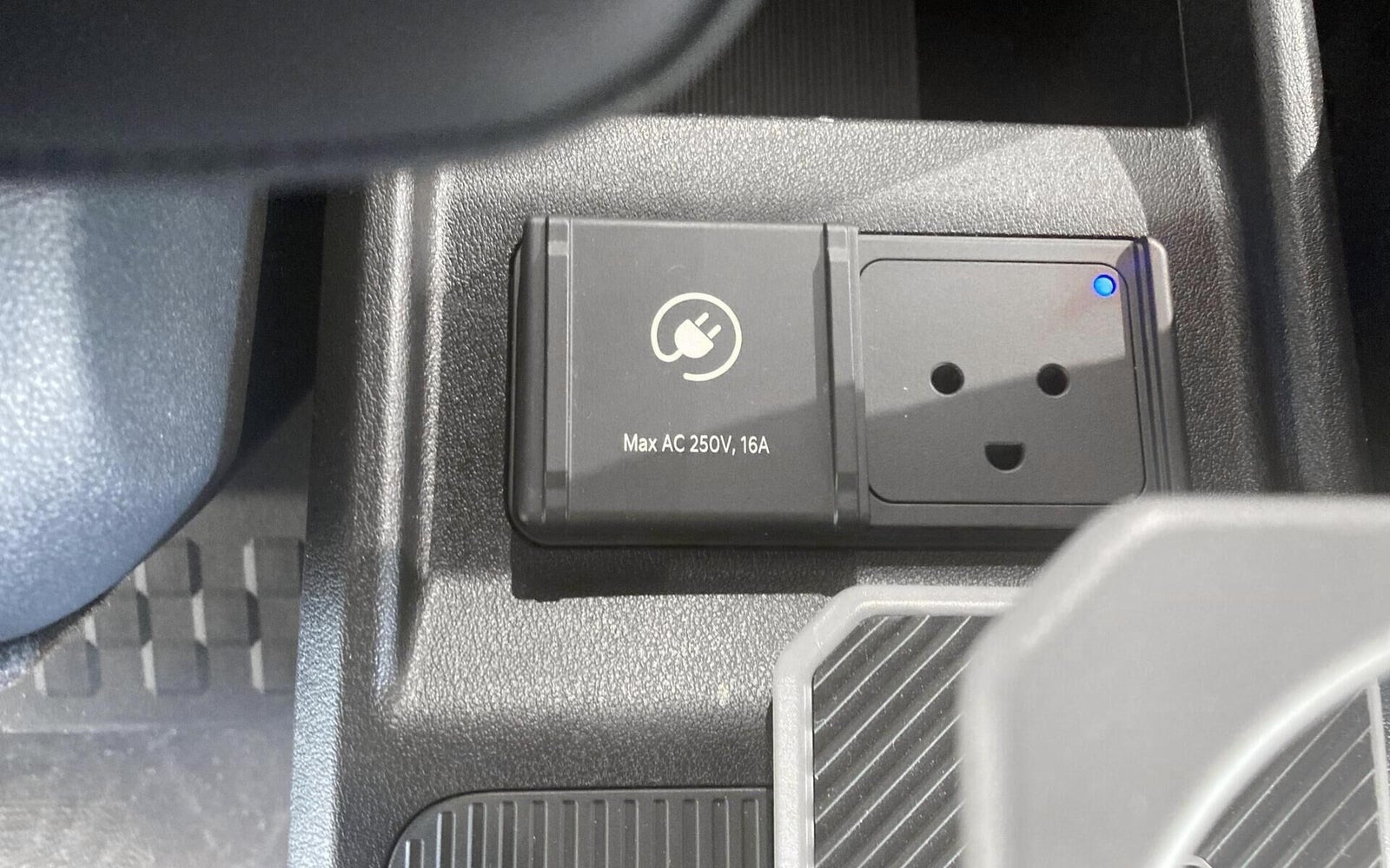 Kia PV5 Standard Range Access
