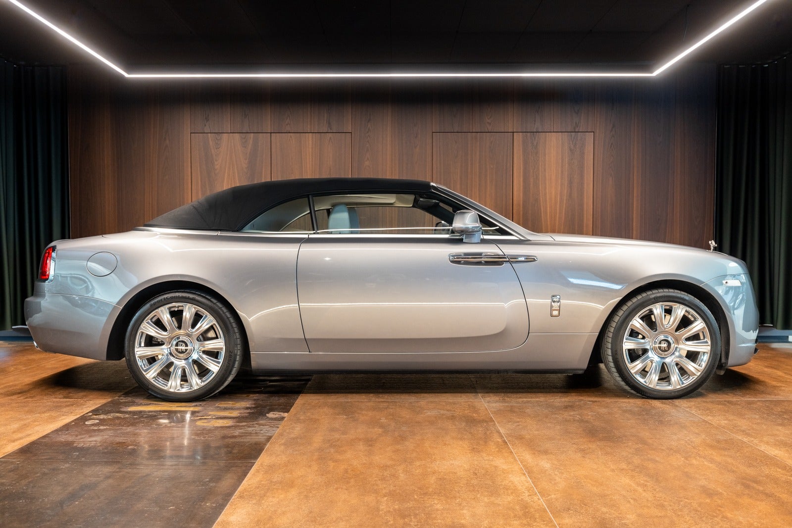 Rolls-Royce Dawn - aut.