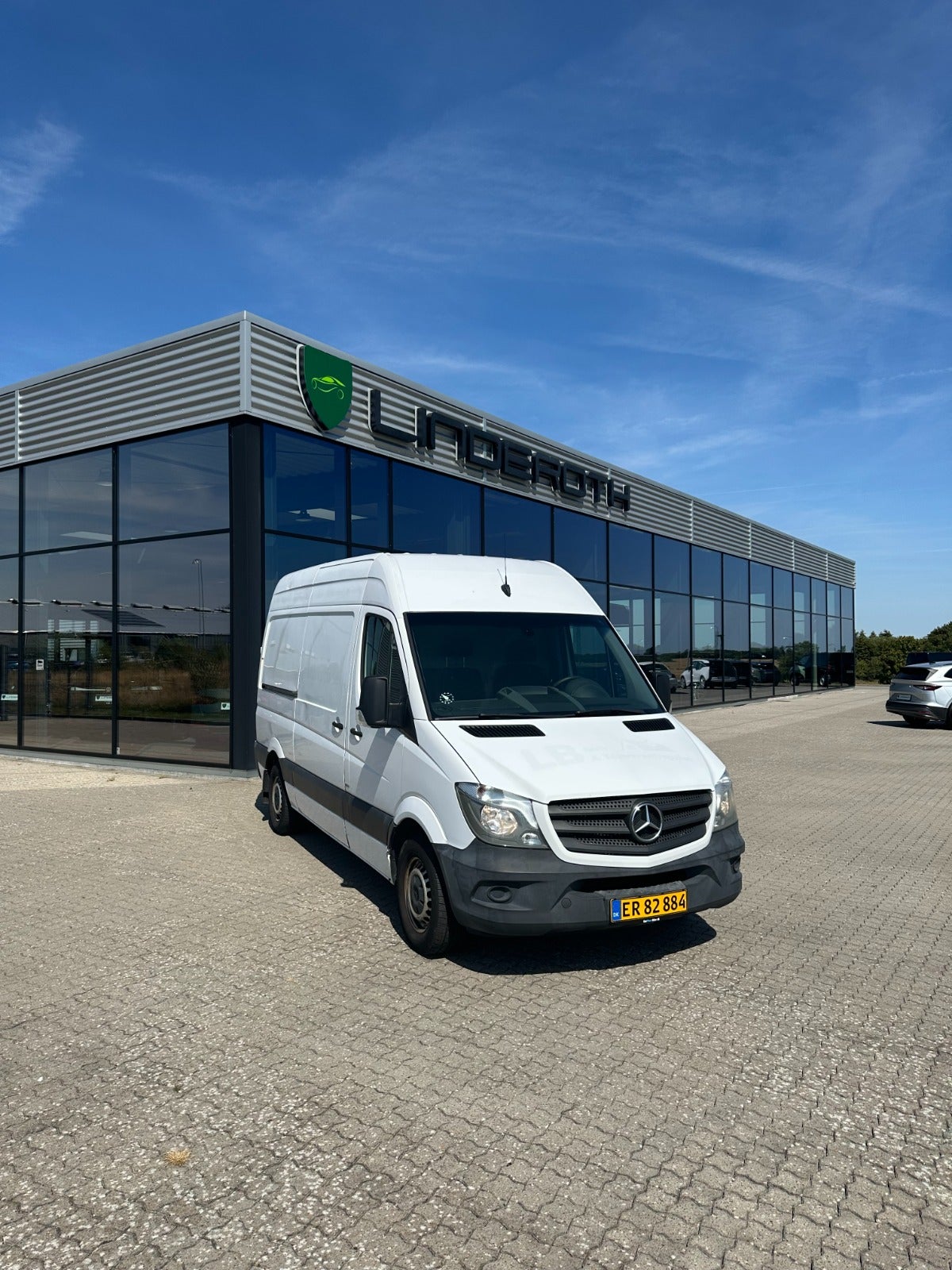 Mercedes Sprinter 316 2,2 CDi R2 Kassevogn 5d - 1