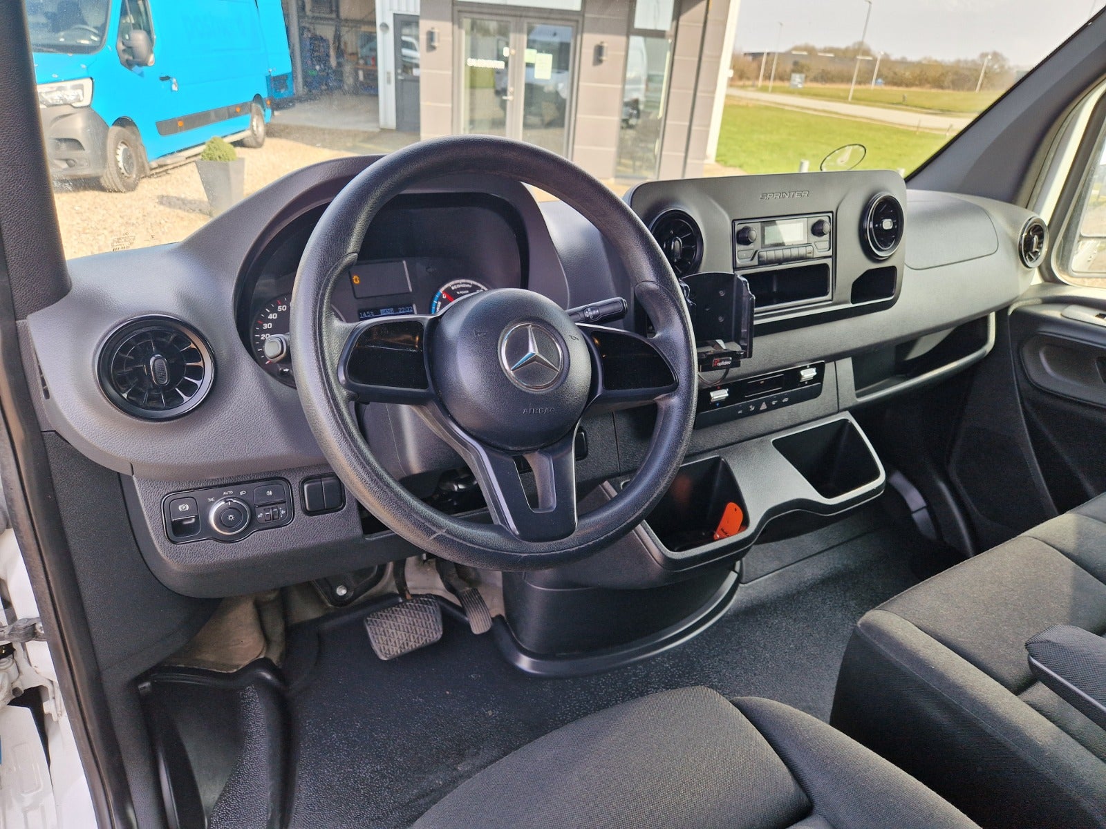 Billede af Mercedes eSprinter 312 A2 Kassevogn 3p