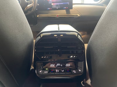 BMW iX xDrive40 Supercharged