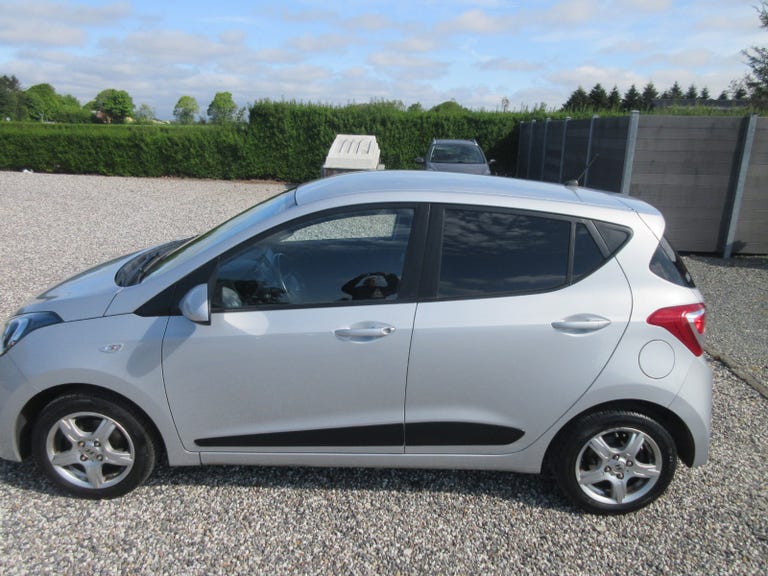 Toyota Yaris D-4D Luna Sport