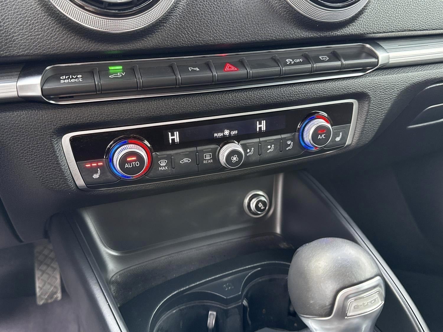 Billede af Audi A3 1,4 e-tron Sport Sportback S-tr.